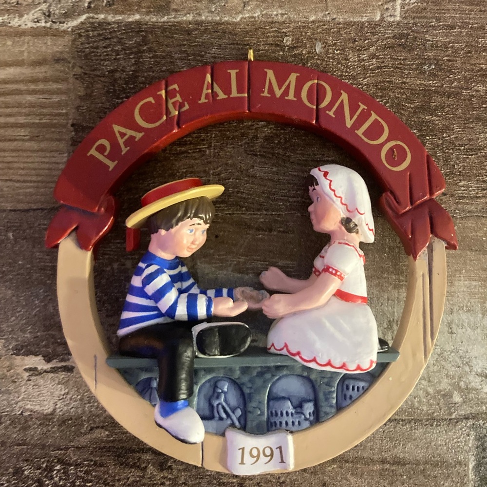 Italy ornament 1991
